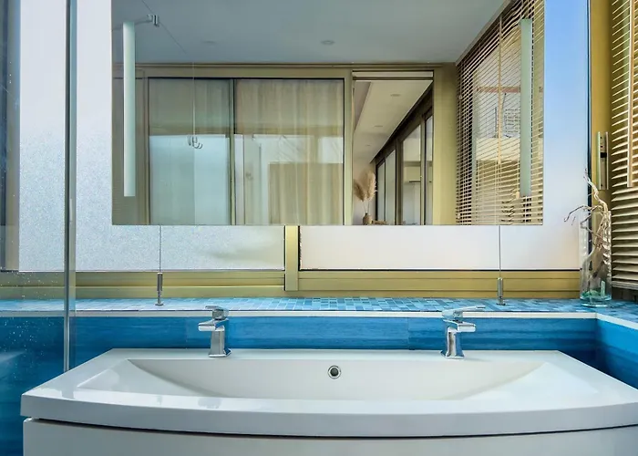 Salis - Sea View - 4 People * 昂蒂布