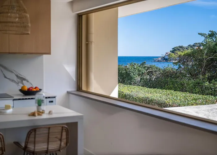 公寓 Salis - Sea View - 4 People 昂蒂布