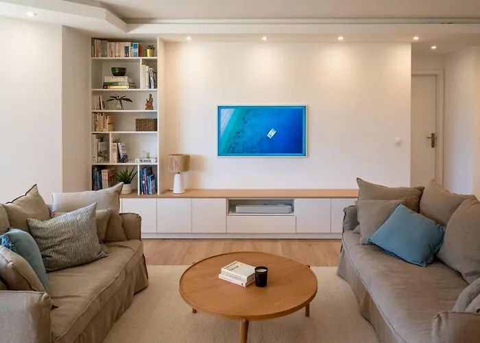 公寓 Salis - Sea View - 4 People 昂蒂布